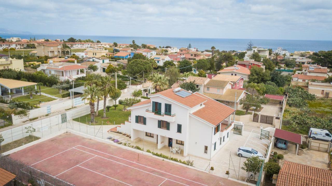 La Villa Delle Spezie Marzamemi Exterior photo