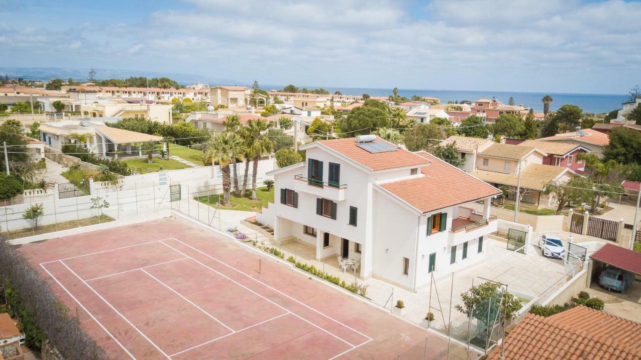 La Villa Delle Spezie Marzamemi Exterior photo